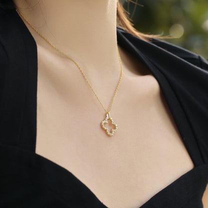 [AuraEcho]Four-Leaf Clover Hollow Design Exquisite Necklace