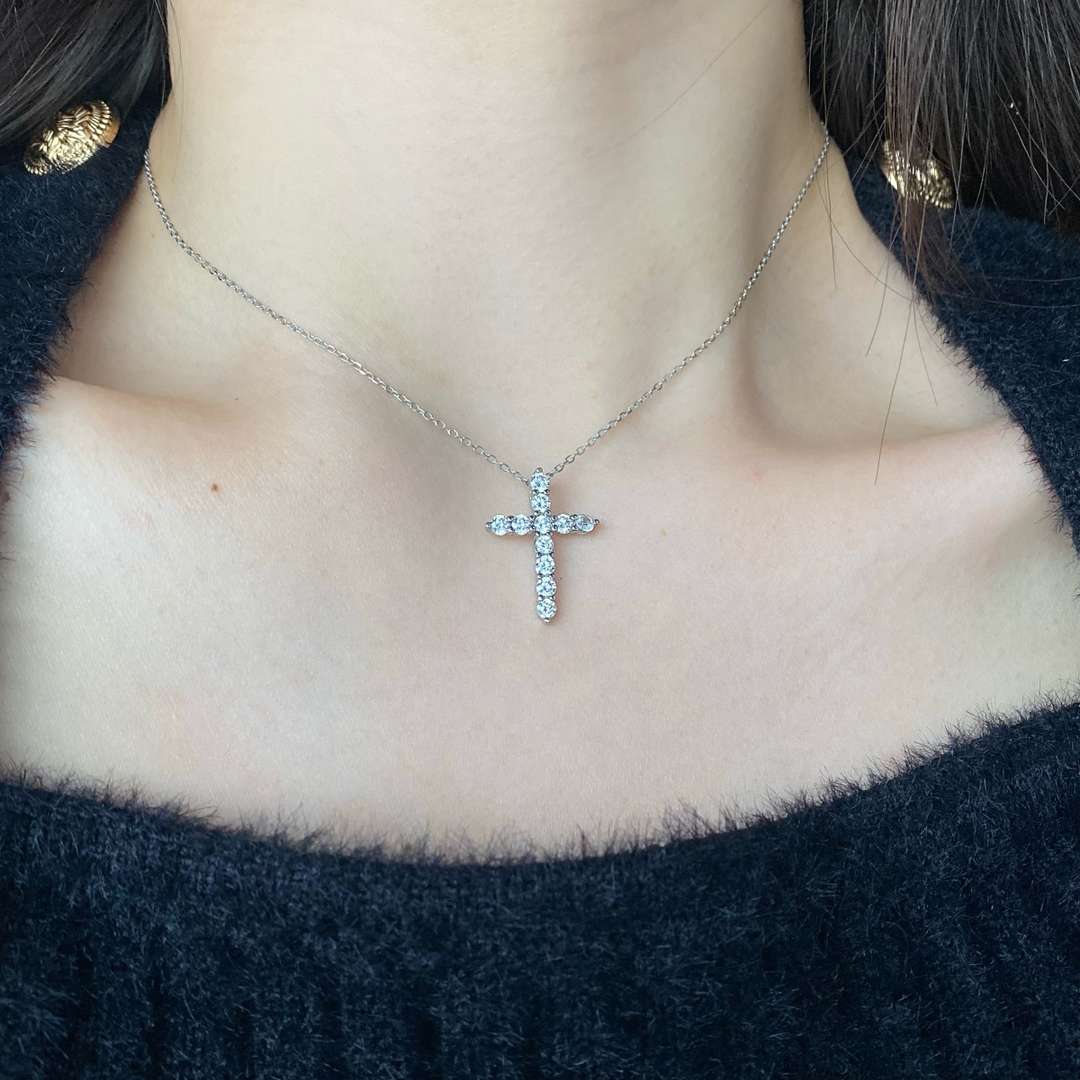 [AuraEcho]Unique Cross Shape Necklace