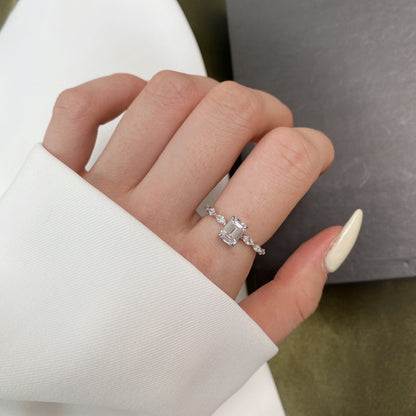 [AuraEcho]1.0 Carat Dainty Resplendent Radiant Cut Daily Ring