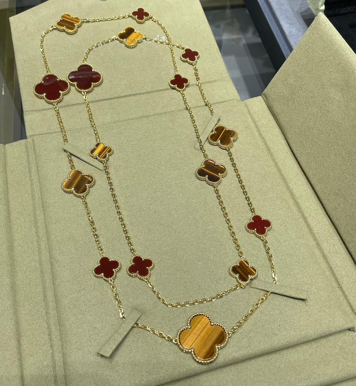 [AuraEcho]CLOVER 16 MOTIF CARNELIAN TIGER EYE ROSE GOLD NECKLACE