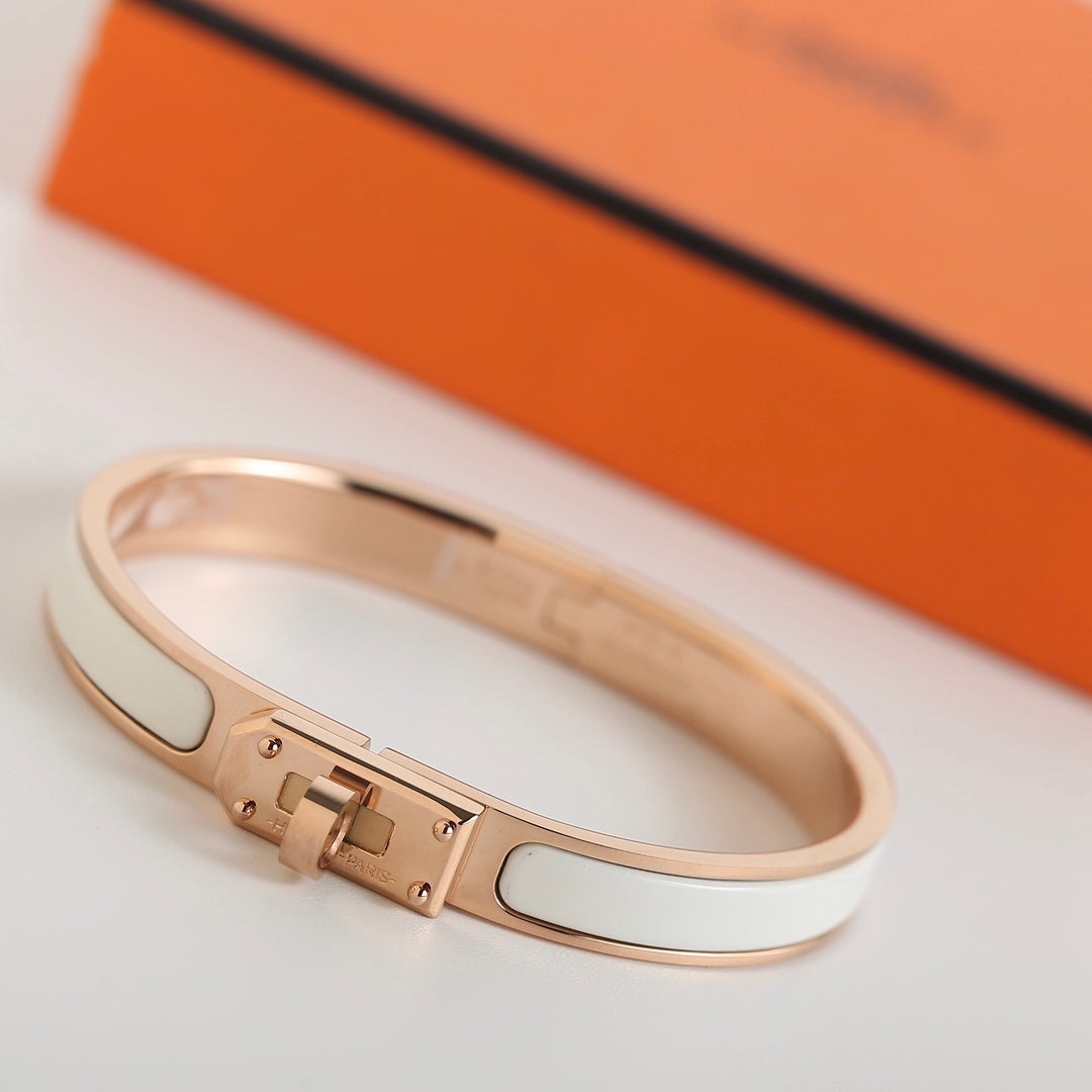 [AuraEcho]HM KELLY WHITE BRACELET