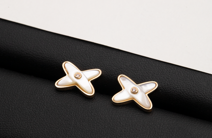 [AuraEcho]JEUX DE WHITE MOP PINK GOLD DIAMOND EARRINGS