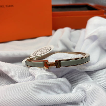 [AuraEcho]CLASSIC HM CLIC GREEN 8MM ENAMEL BRACELET